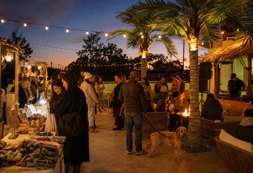 Moon Dog Market, bring your dog Direct K9 Weekender